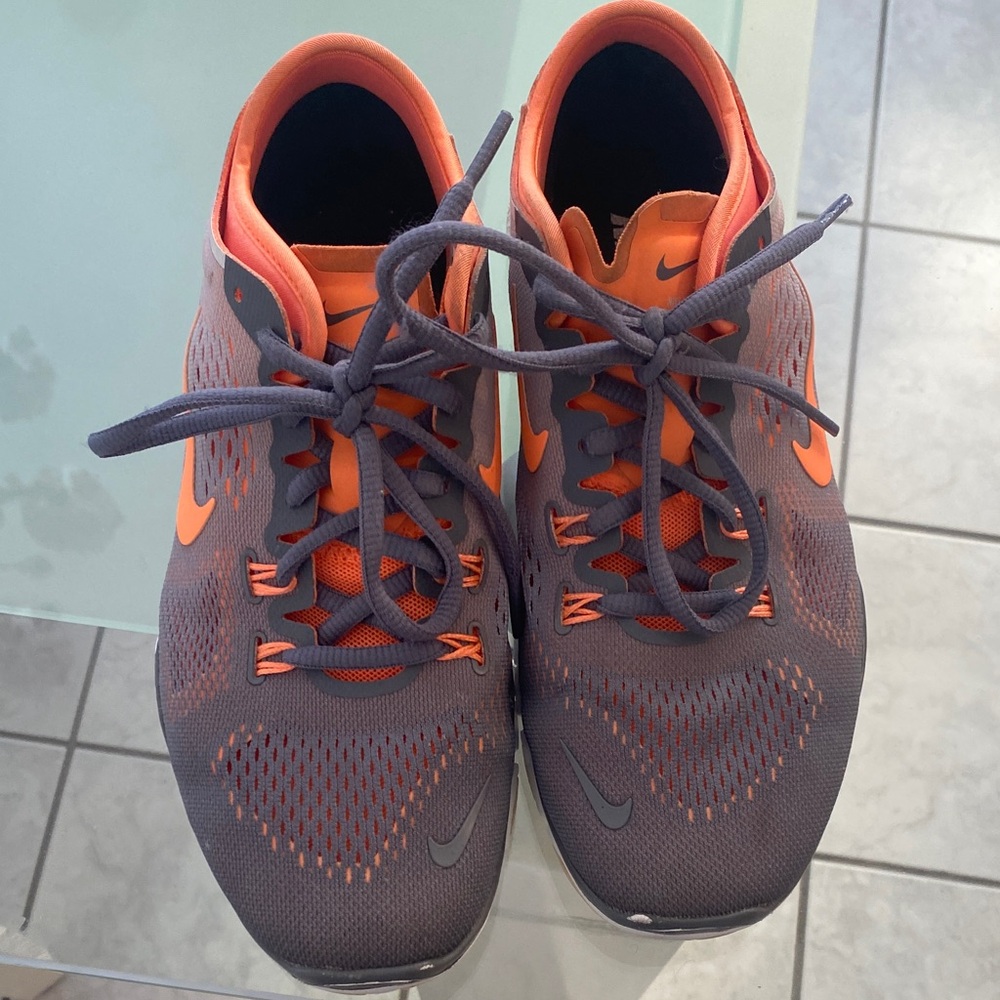 Nike Women Charcoal and Orange Athletic Shoes
